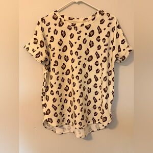 Wonderly NWOT Leopard Print T-Shirt